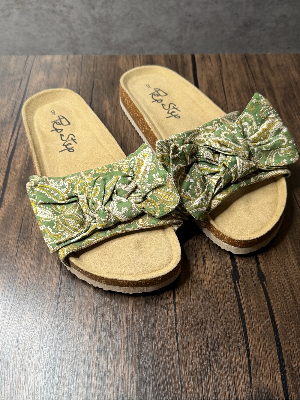 Boho Paisley Knot Slide Sandals in Green Pep Step 9
